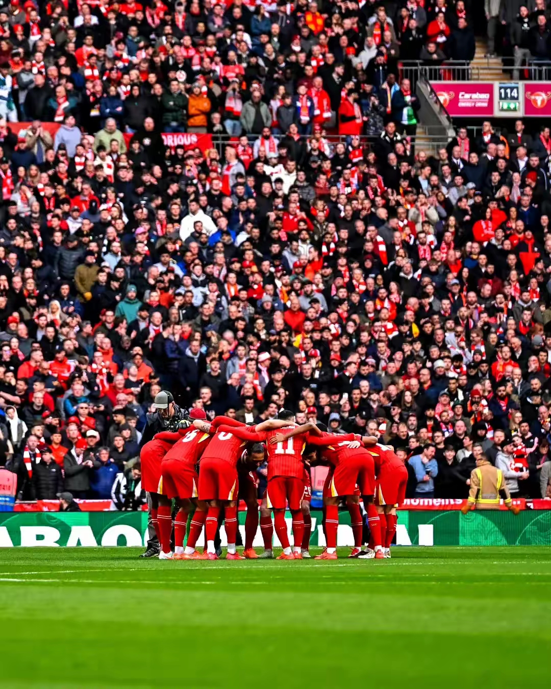 利物浦赢得关键胜利英豪争冠形势转折的简单介绍