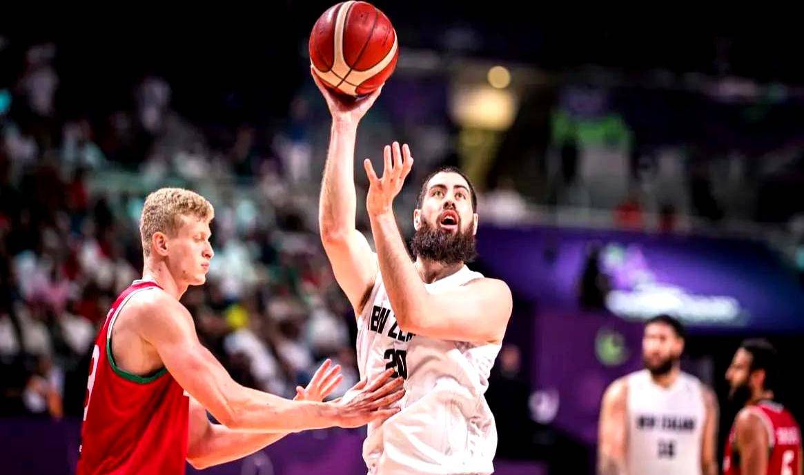 西班牙男篮绝地反击法国男篮,克莱送出助攻的简单介绍 西班牙男篮绝地反击法国男篮,克莱送出助攻的简单介绍