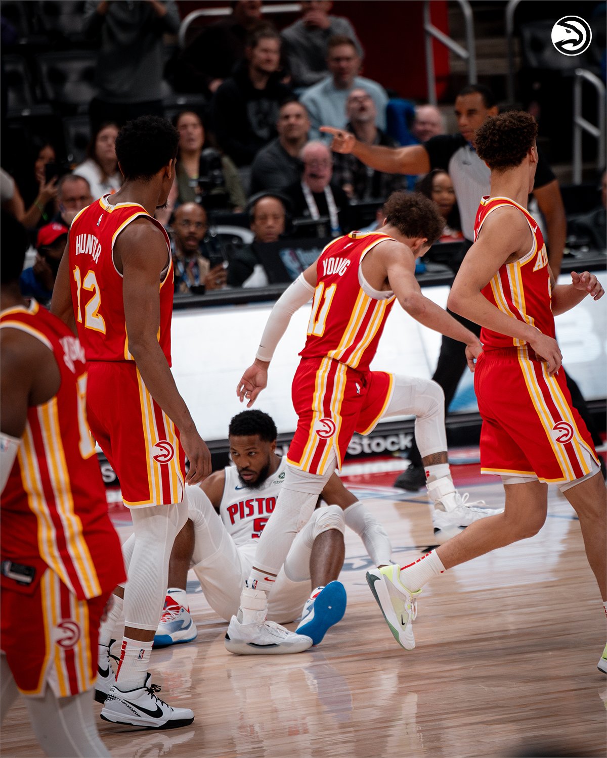 包含鹈鹕强势波兰男篮,约基奇三分雨点燃全场的词条 包含鹈鹕强势波兰男篮,约基奇三分雨点燃全场的词条