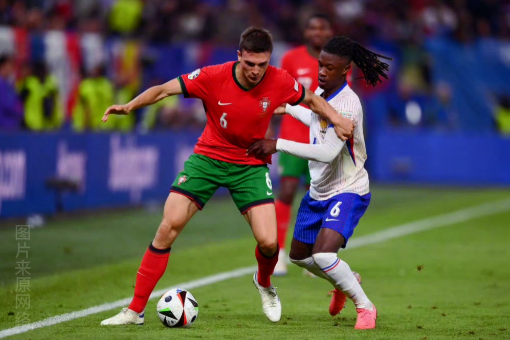 美国逆转葡萄牙，皮克点燃赛场