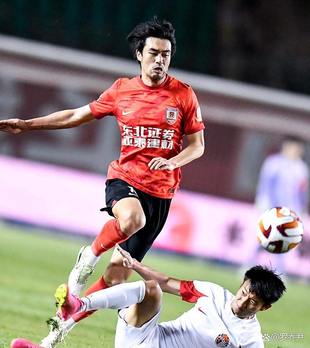 亚泰客场战平泰达,稳固防线拯救困境的简单介绍 亚泰客场战平泰达,稳固防线拯救困境的简单介绍