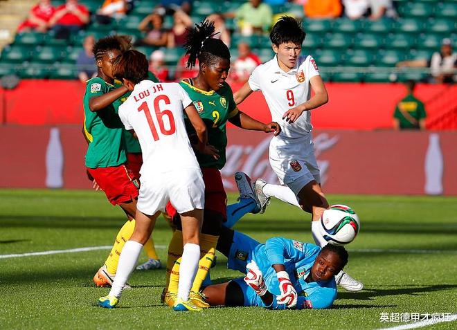 意大利女足大胜葡萄牙晋级淘汰赛