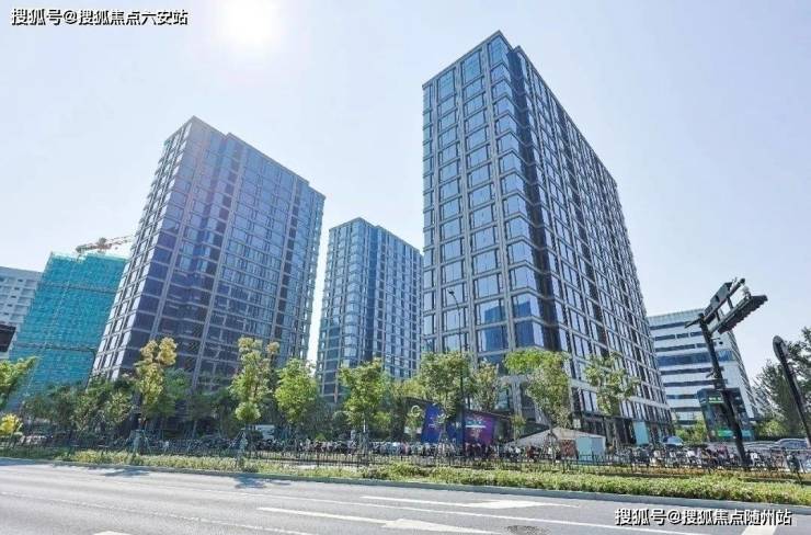 包含杭州绿城凭借主场优势迎战天津泰达，要取胜的词条