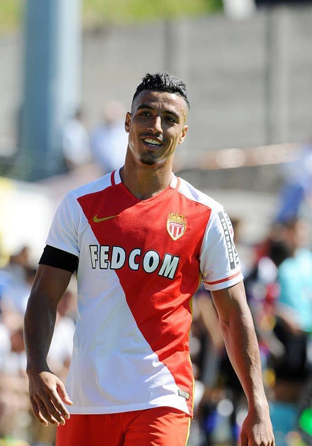 包含摩纳哥绝地反击，稳固保级希望的词条