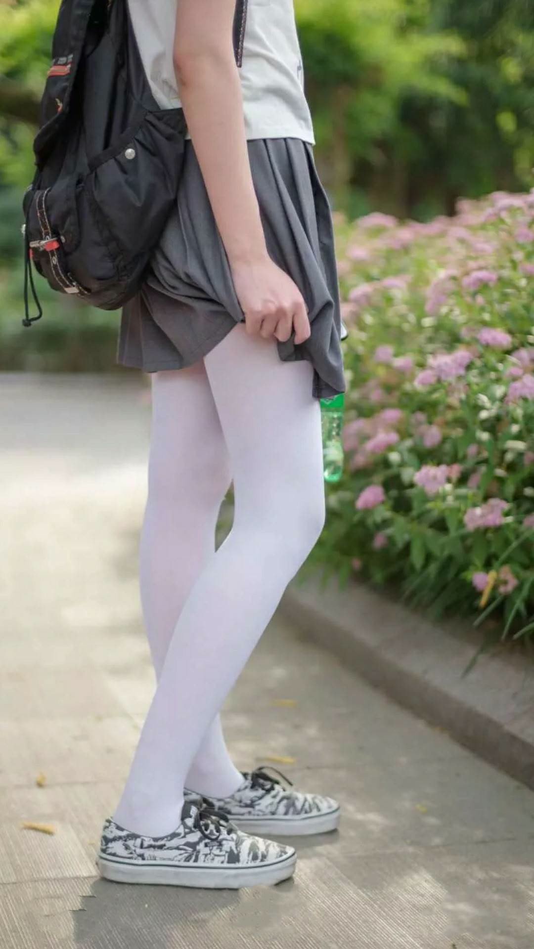 从绿茵到绿茵，斯通斯德甲封神夜，爱尔兰碾压希腊的足球哲学回响