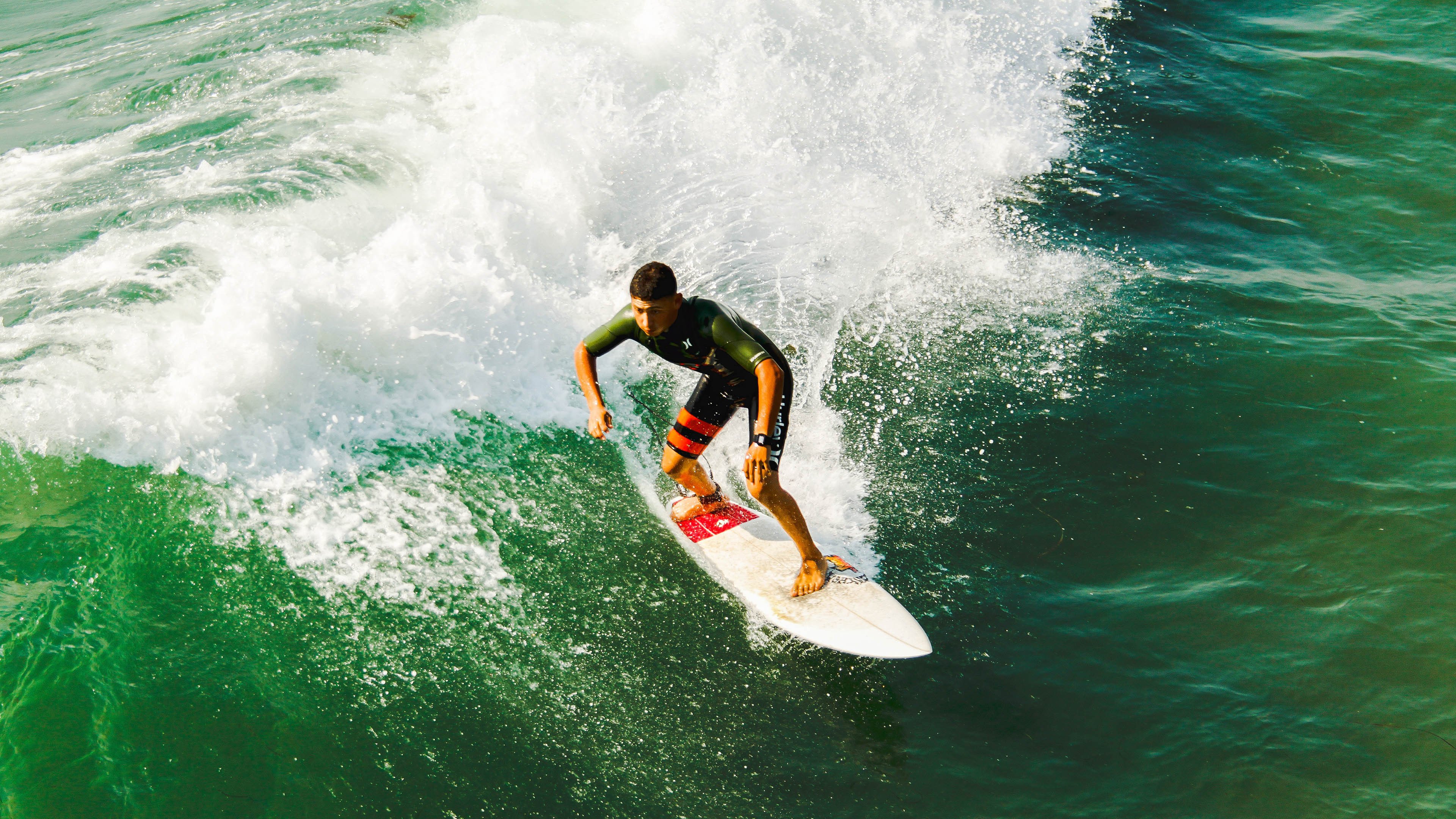 铁血公牛完胜山东，杜兰特式惊艳投射改写赛场定义